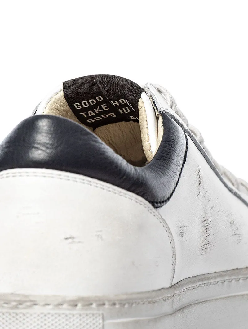 009 CROWN SNEAKERS IN WHITE AND BLUE