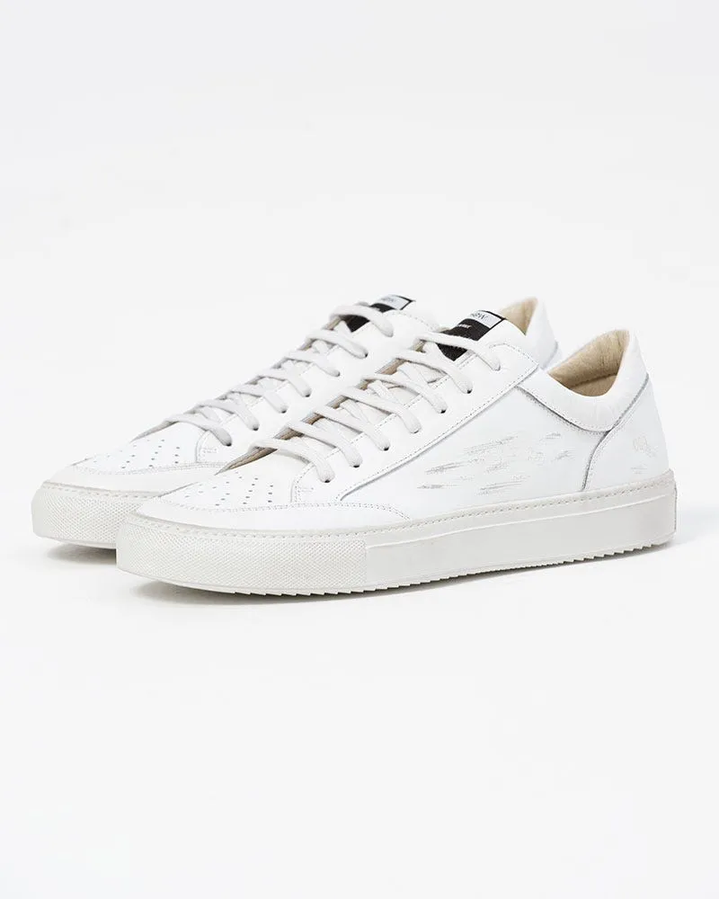 009 SNEAKERS IN OFF WHITE