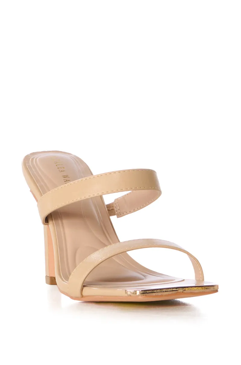 AZALEA WANG JENELLE NUDE METALLIC TOE SANDAL