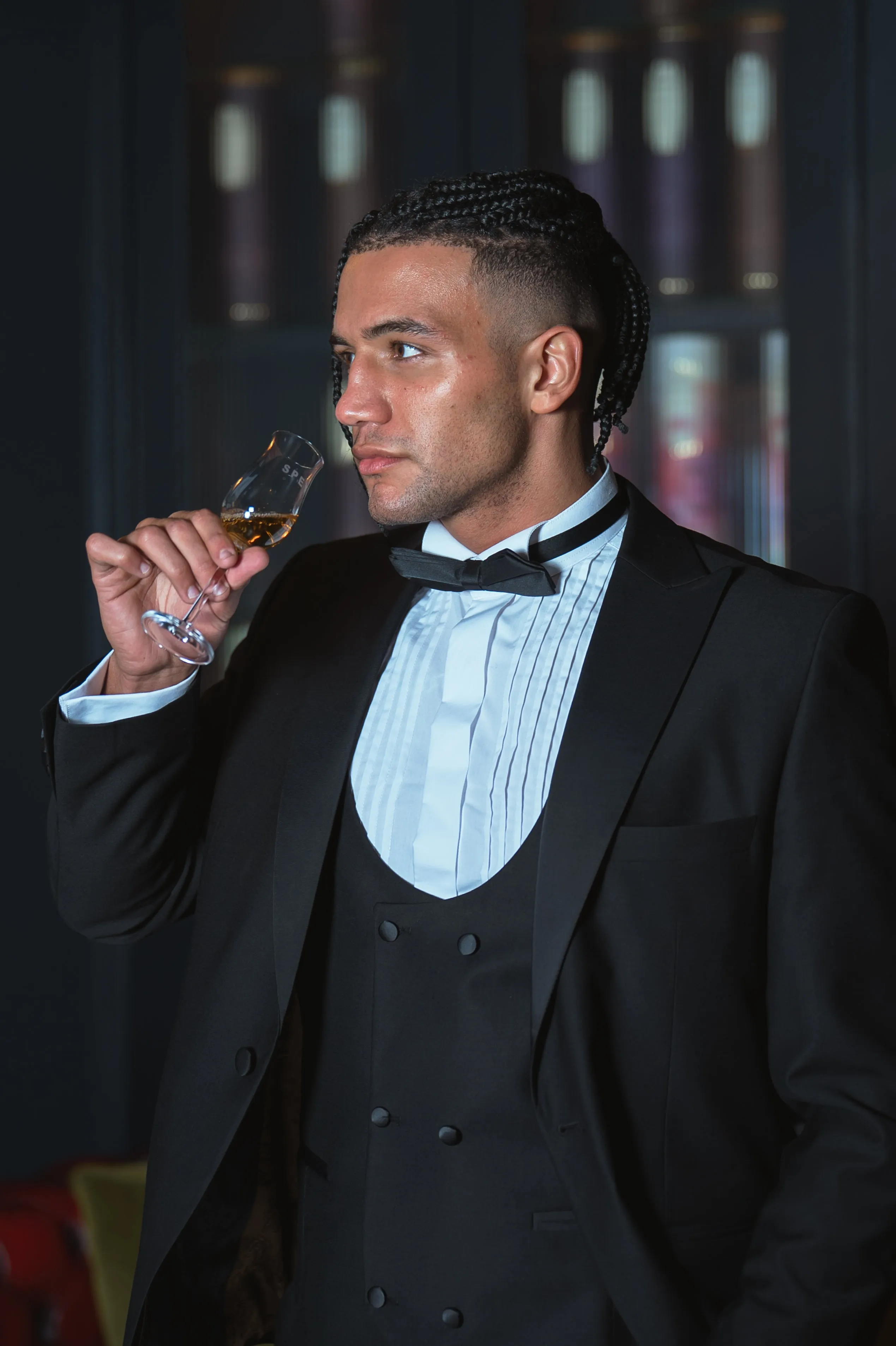Black Dinner Suit Party Look
