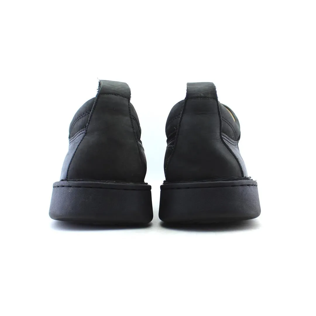 BORN  ROUND CAP TOE