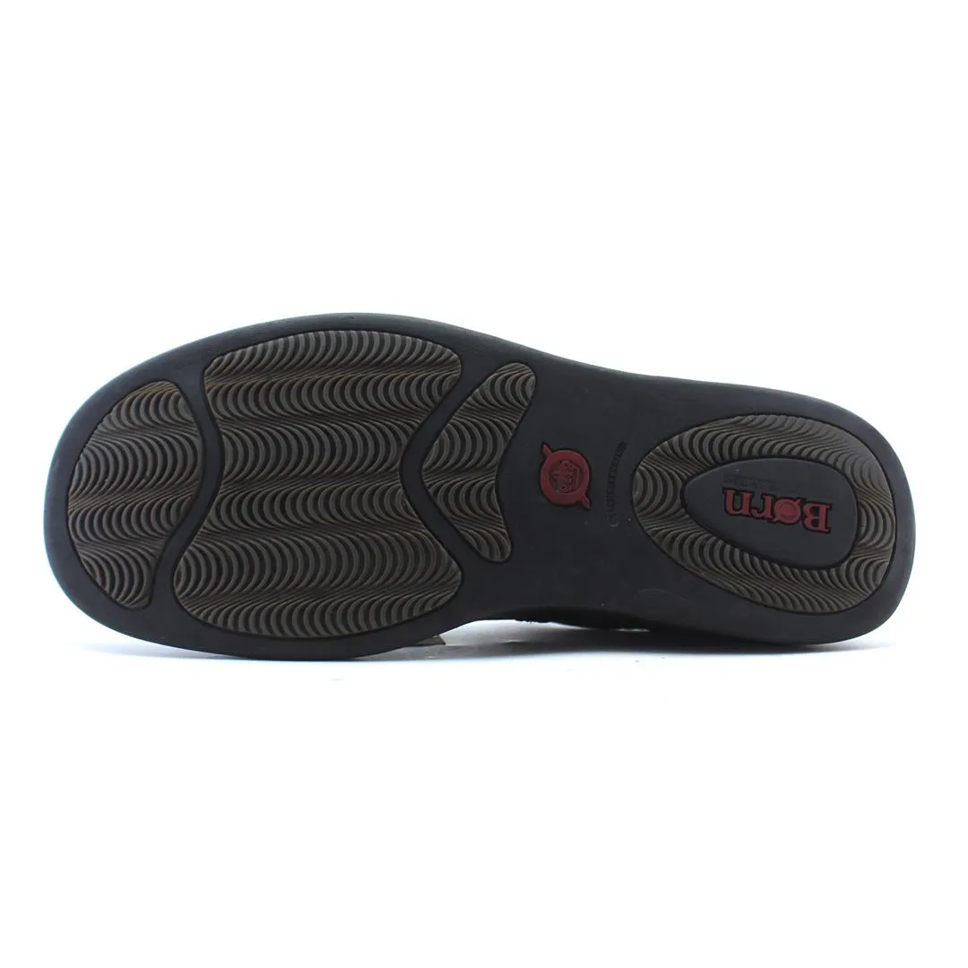 BORN  ROUND CAP TOE