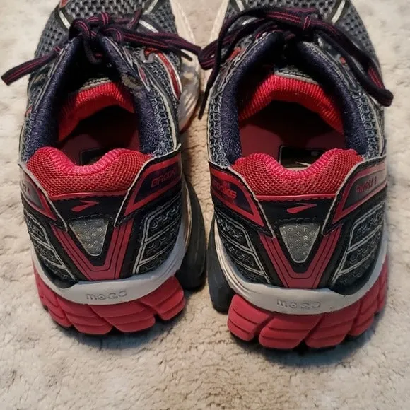 Brooks Ghost 6 Black Pink Running Shoes Size 9B