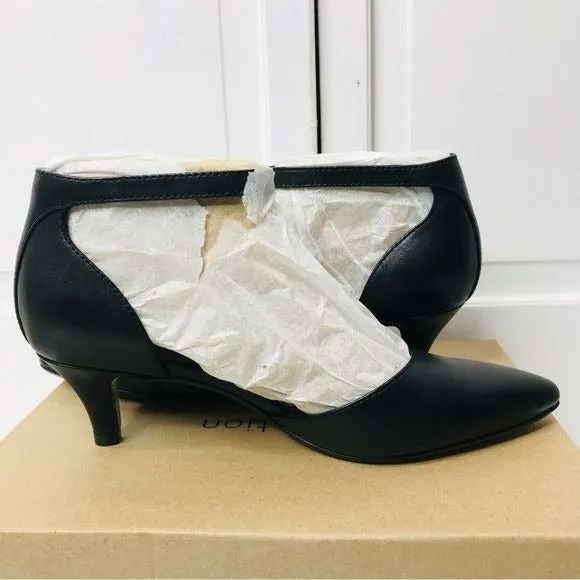 COLLECTION BY CLARKS Black Leather Linvale Edyth Kitten Heels Size 7.5M