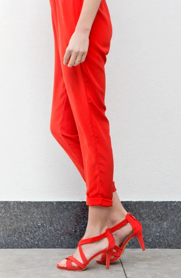 Cross Over Heels Red