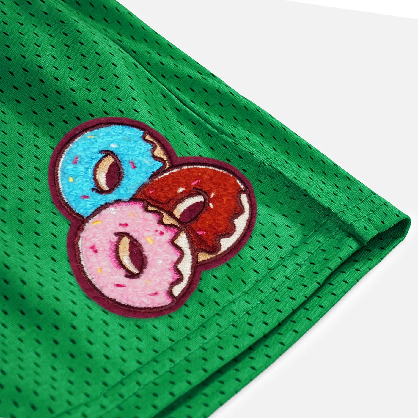 Donuts Patch Shorts - 7"