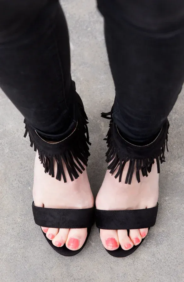 Fringe Heels Black