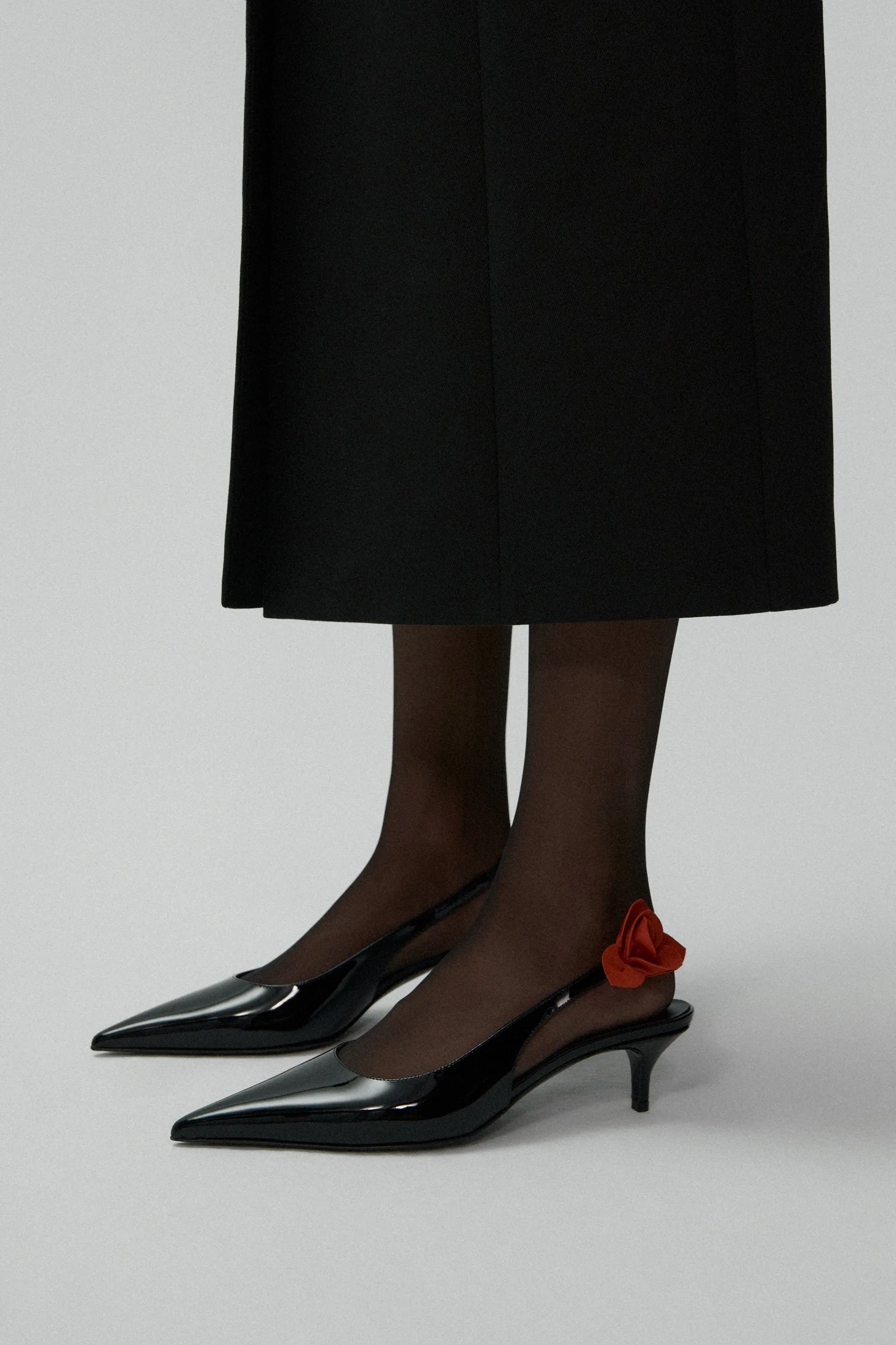 Heels Rose in Schwarz