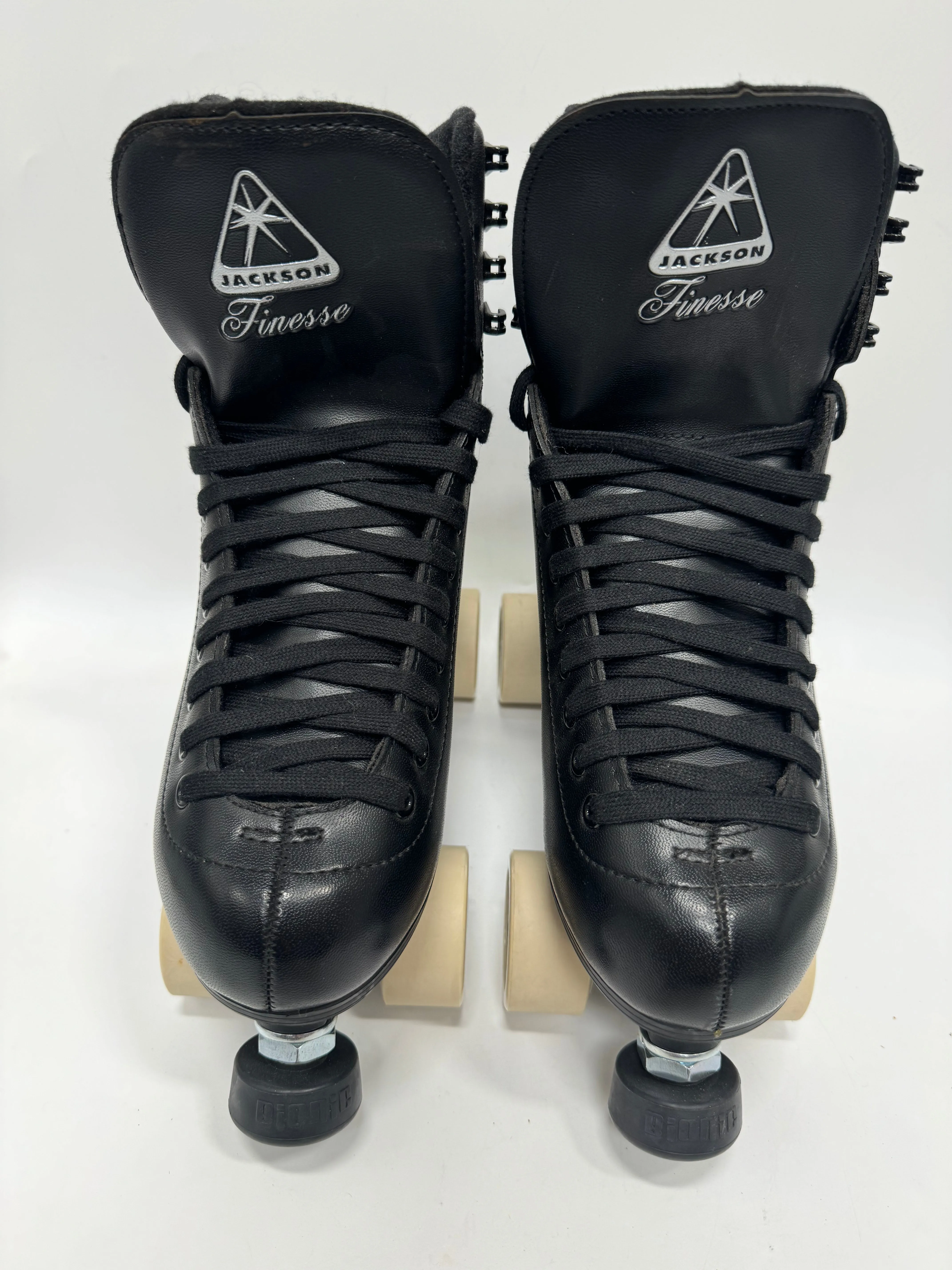 Jackson Finesse w/ Roll-line Boxer wheels - Black - SIZE 8 *BLEM*