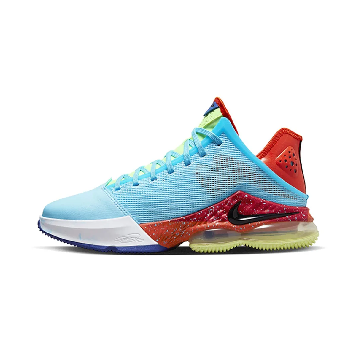 LeBron 19 Low Basketball Shoes