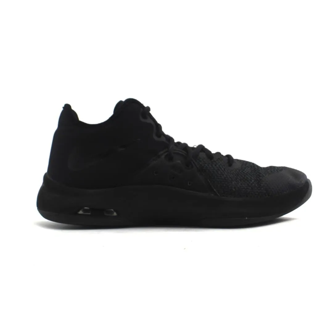 NIKE  AIR VERSITILE III