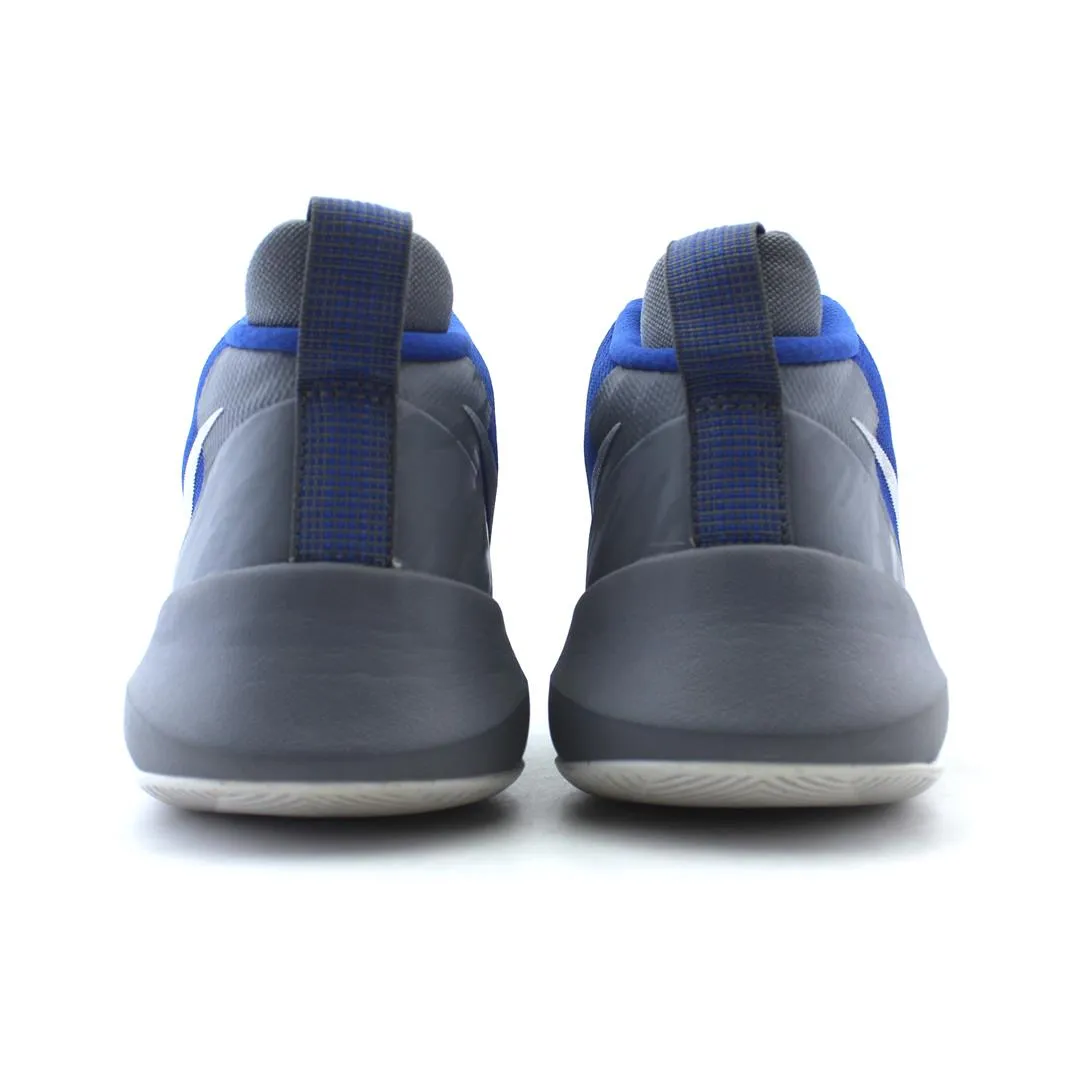 NIKE  AIR VERSITILE
