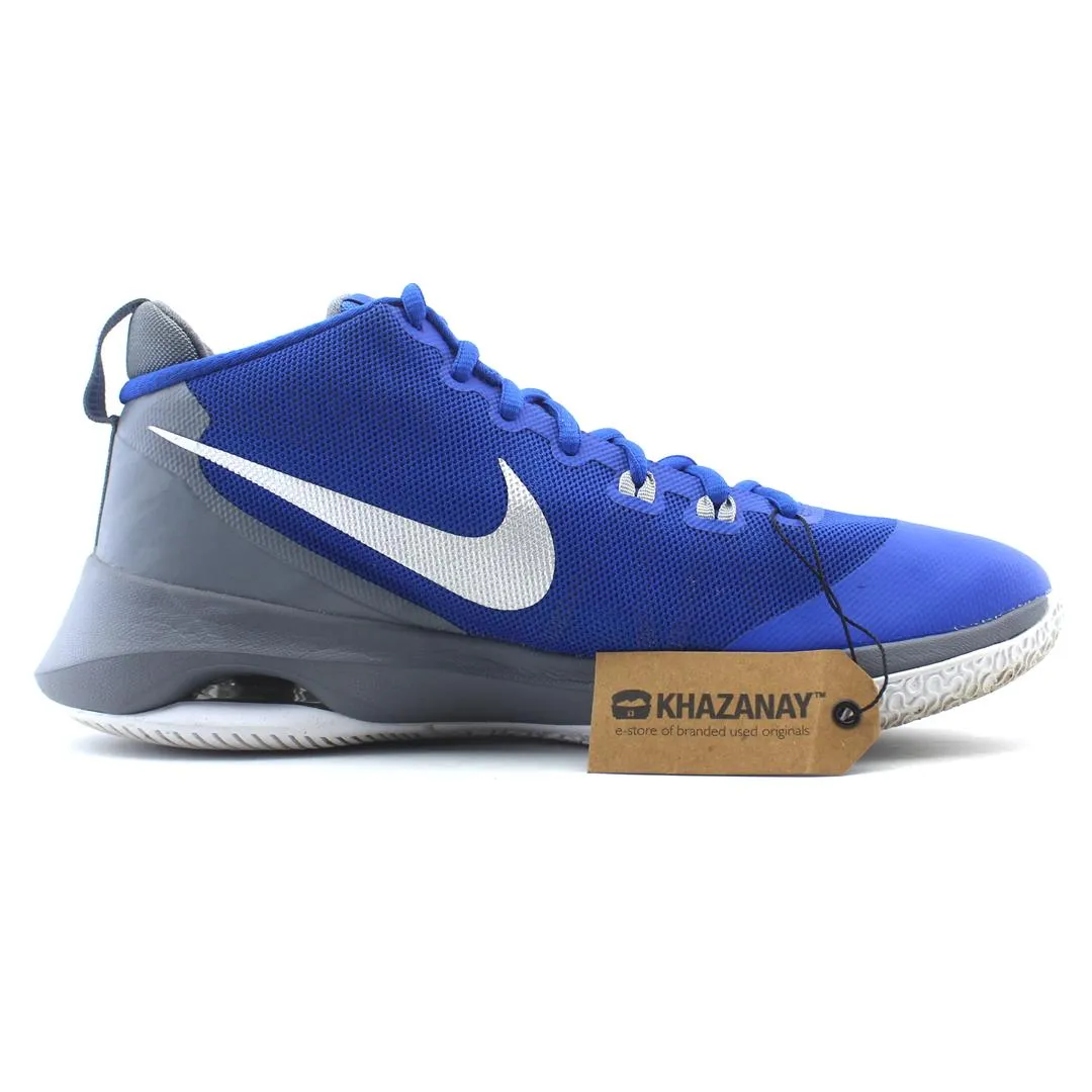 NIKE  AIR VERSITILE