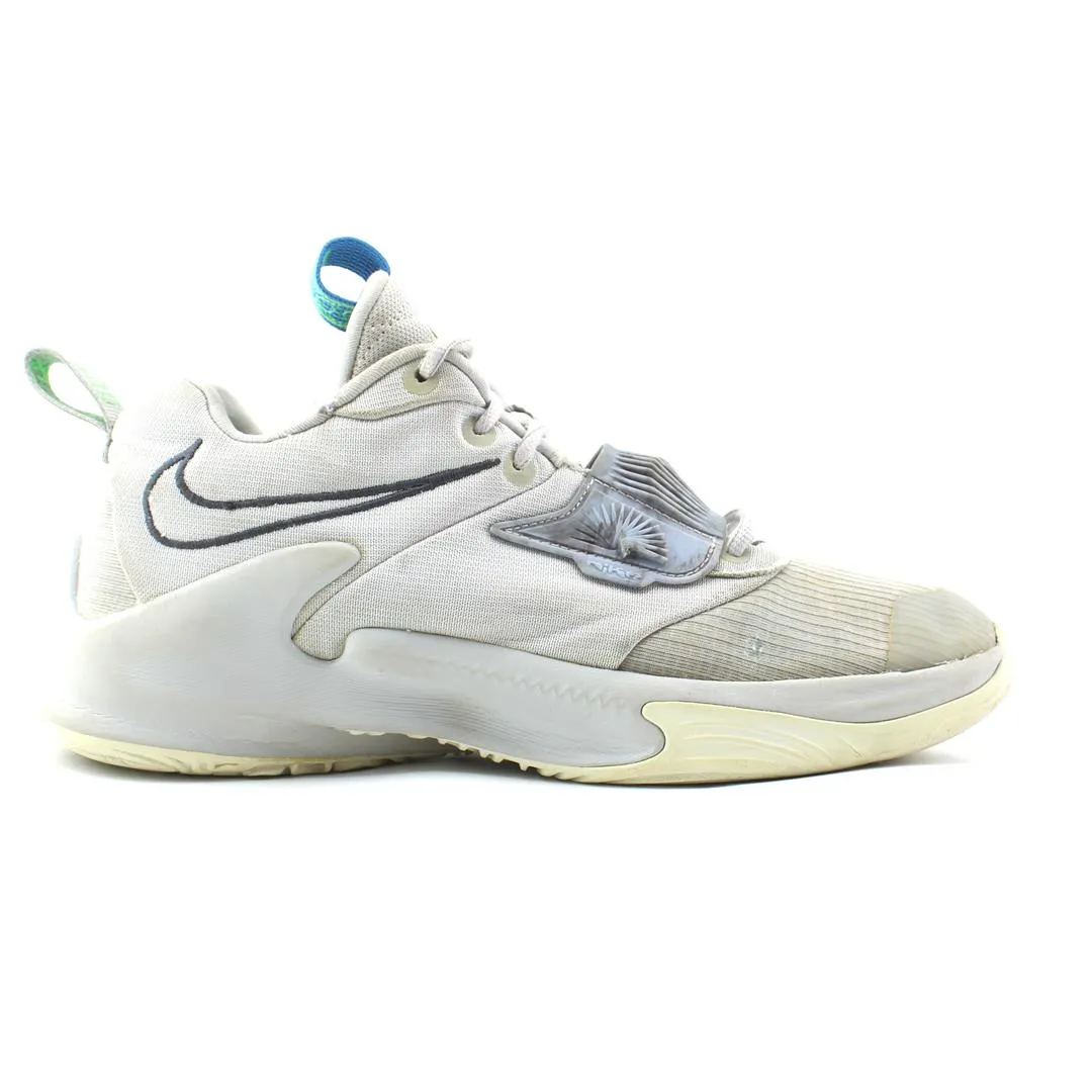 NIKE AIR ZOOM FREAK 3