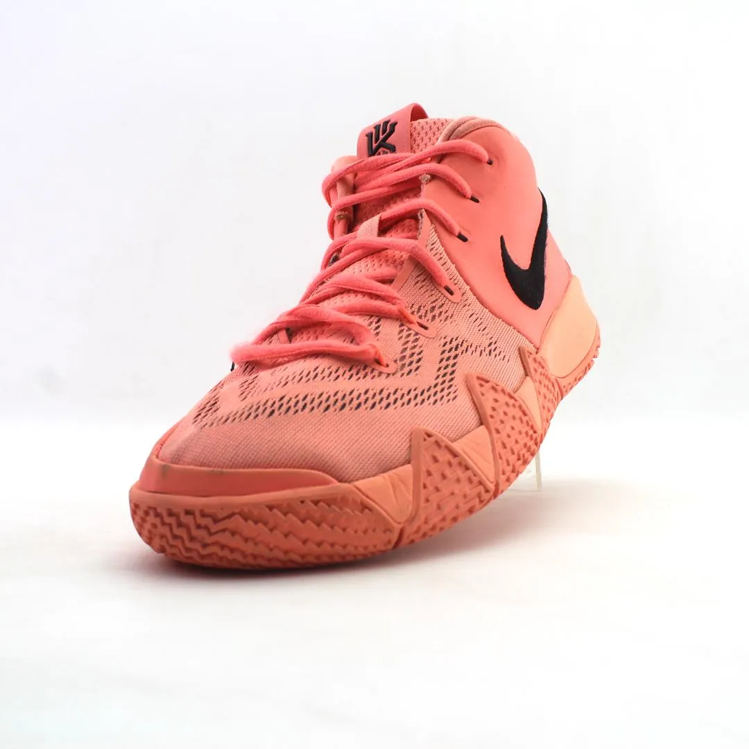 NIKE KYRIE 4 LOW