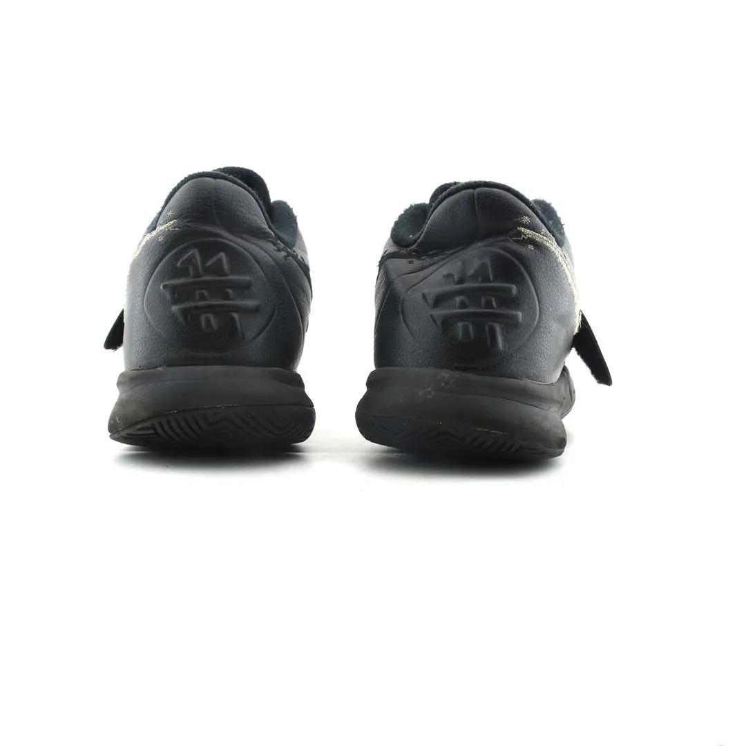 NIKE  KYRIE ATRAPAMOSCAS 3 NEGRO