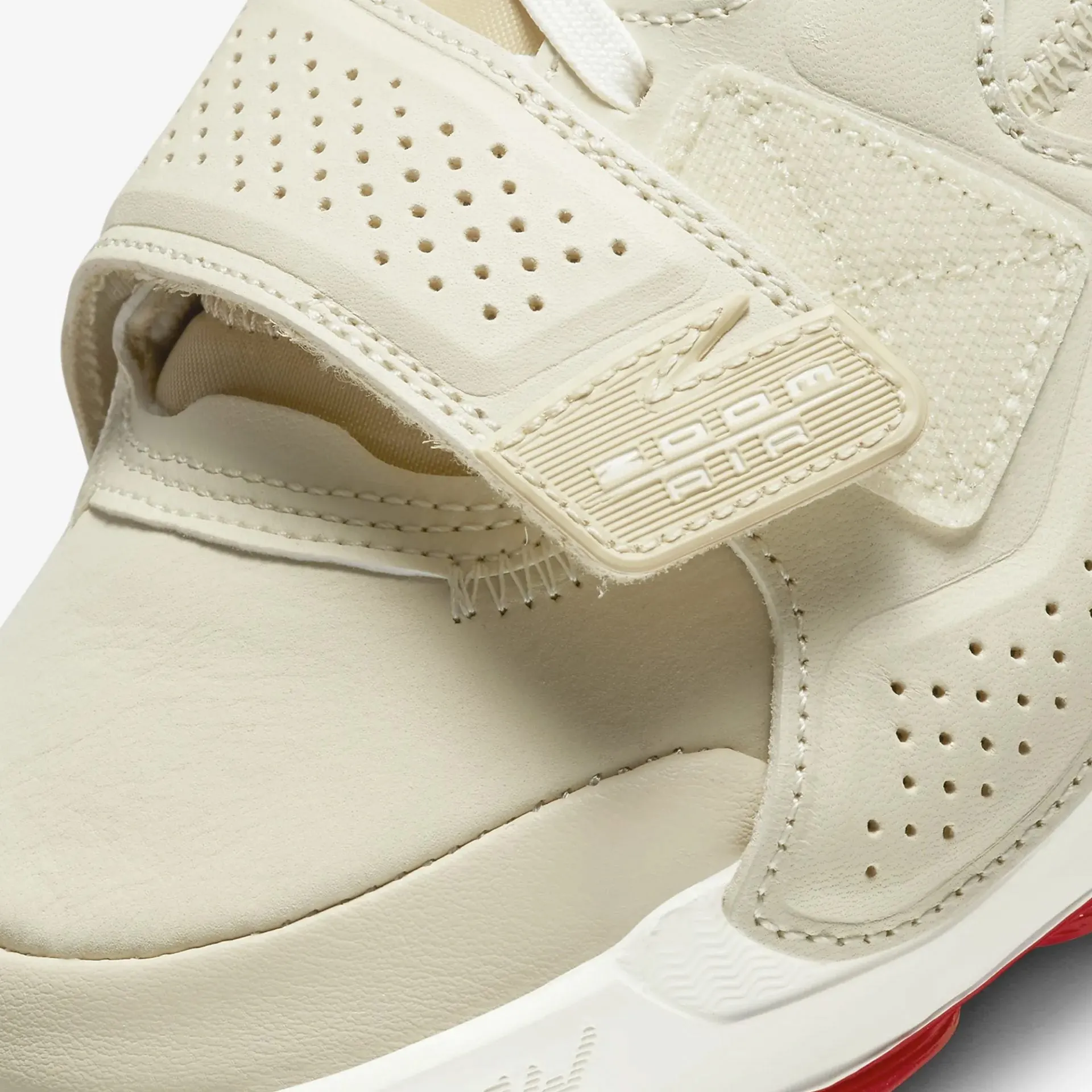 Nike | ZION 2 PF  { FOSSIL/TEAM GOLD