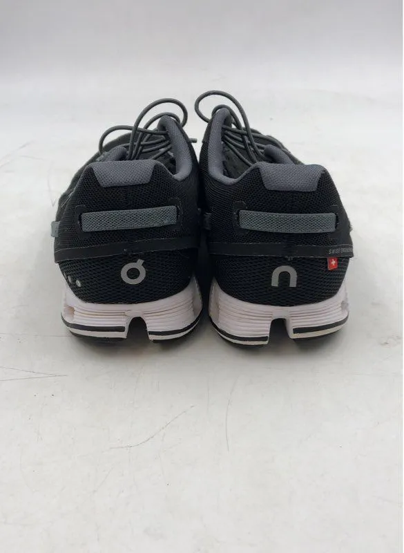 On Cloud Women's Black Athletic Shoes - Size 8.5