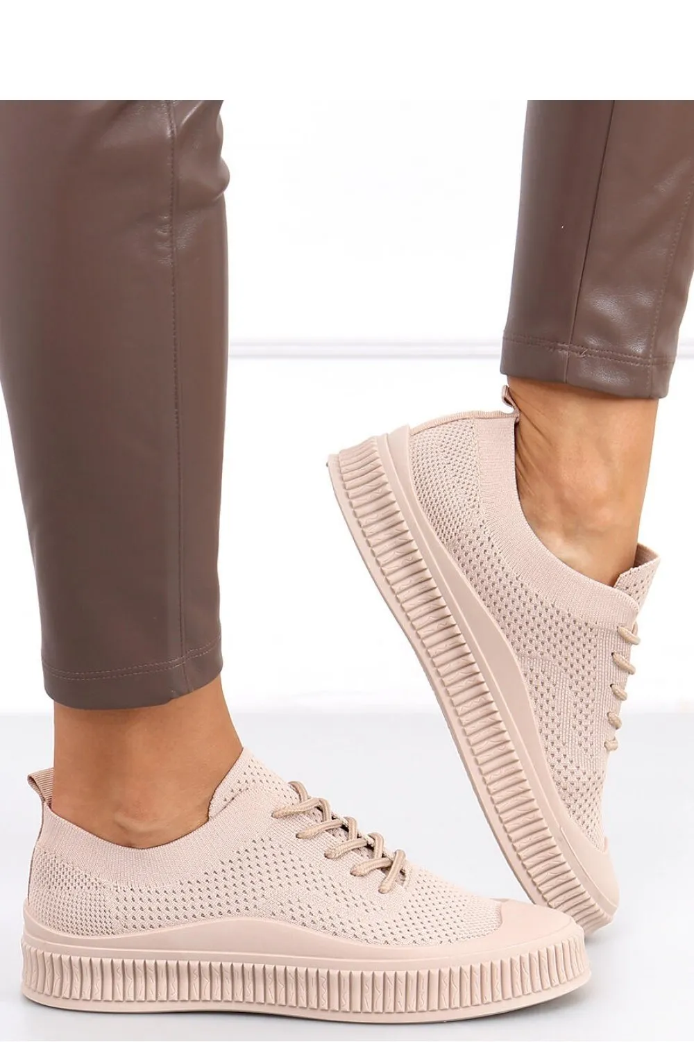 Sneakers model 162816 Inello
