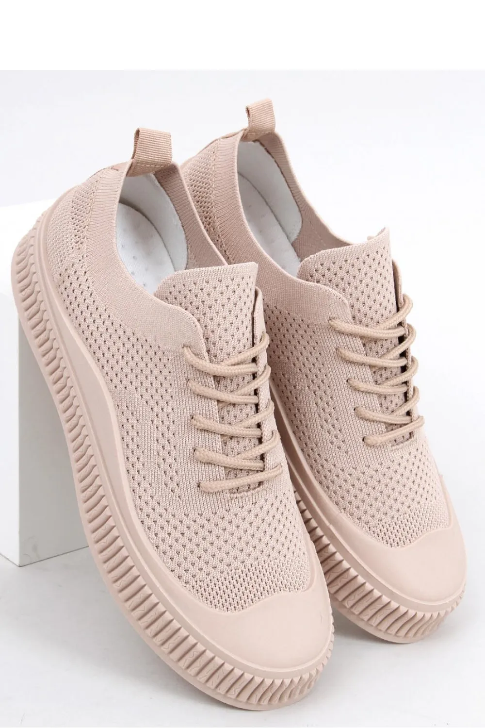 Sneakers model 162816 Inello