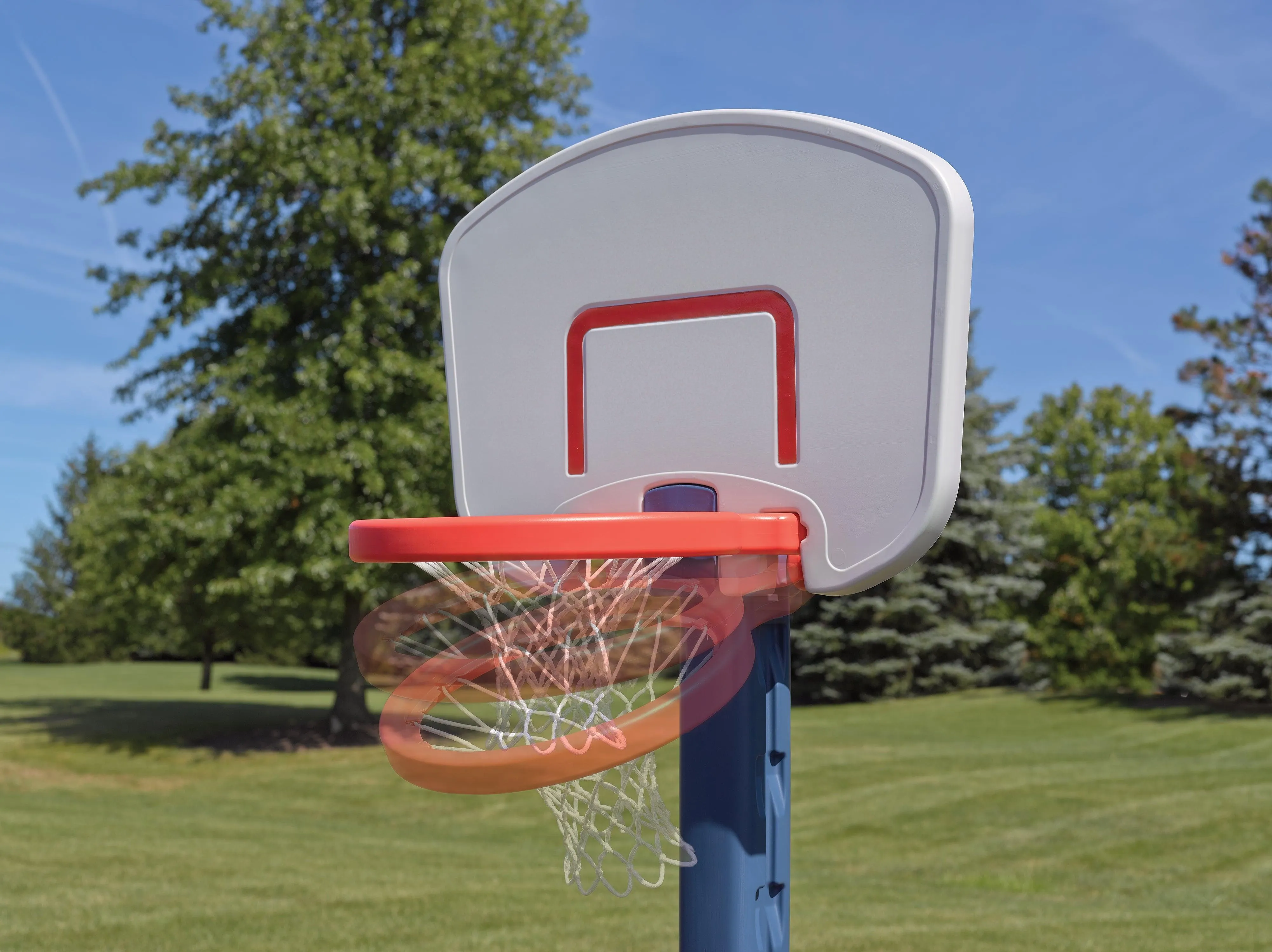 Step2 Shootin' Hoops Pro Basketball Set