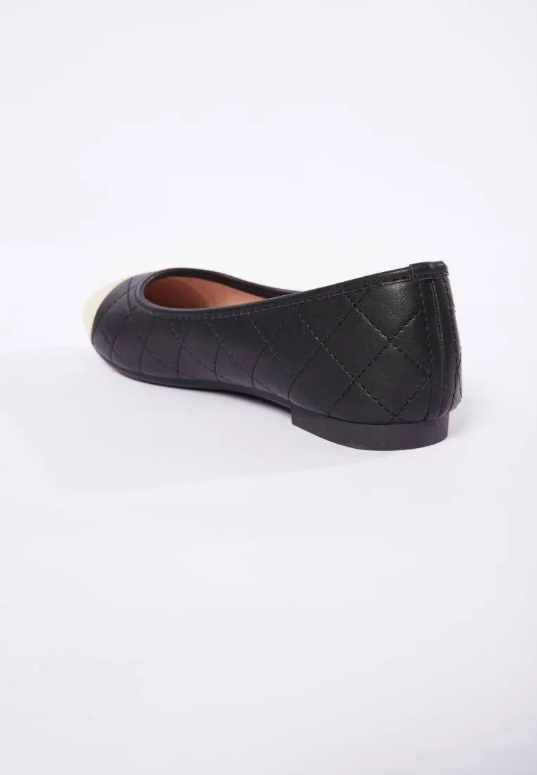 Two Tone Flat Shoes
